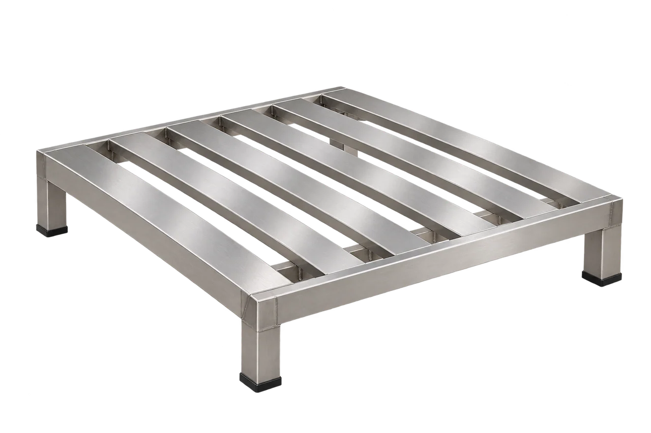 Illustration of Palate with the equipment isolated on a transparent background